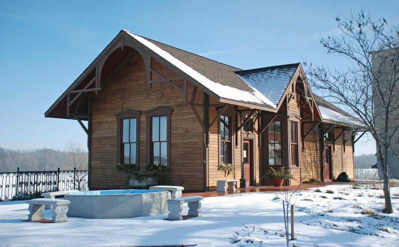 Siding Installation in Spring